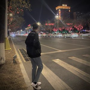 日韩精品成人免费观看
